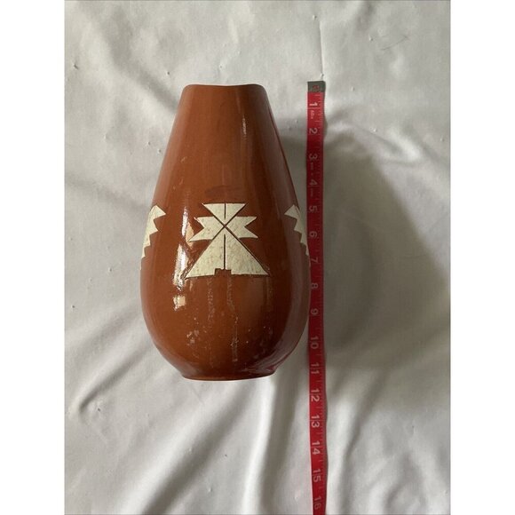 Handcrafted Native American Style Terra Cotta Vase W/ White Geometric Patterns - Picture 7 of 14